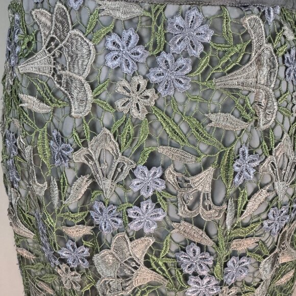 Marchesa Notte Ice Bell Bloom Sheath Crochet Overlay Dress Muted Blue 6 Small - Picture 3 of 16